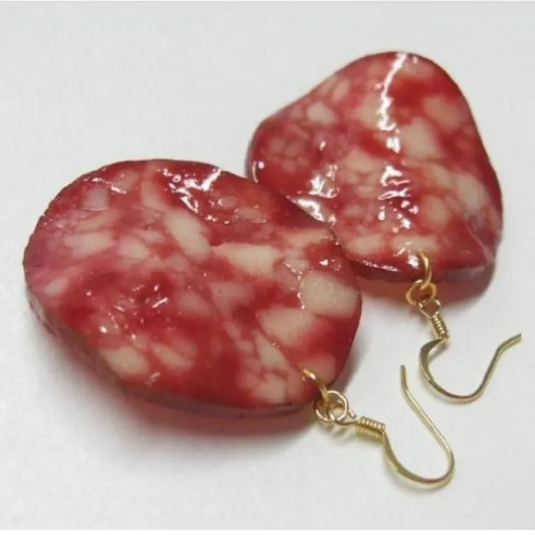 CIJEPLJENI OD STILA: Ovi su ljudi odjenuli horor kombinacije, mi još ne možemo doći k sebi