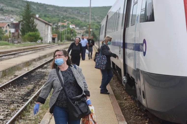 Putnici jedva dočekali: Od danas ponovno je normaliziran i željeznički promet