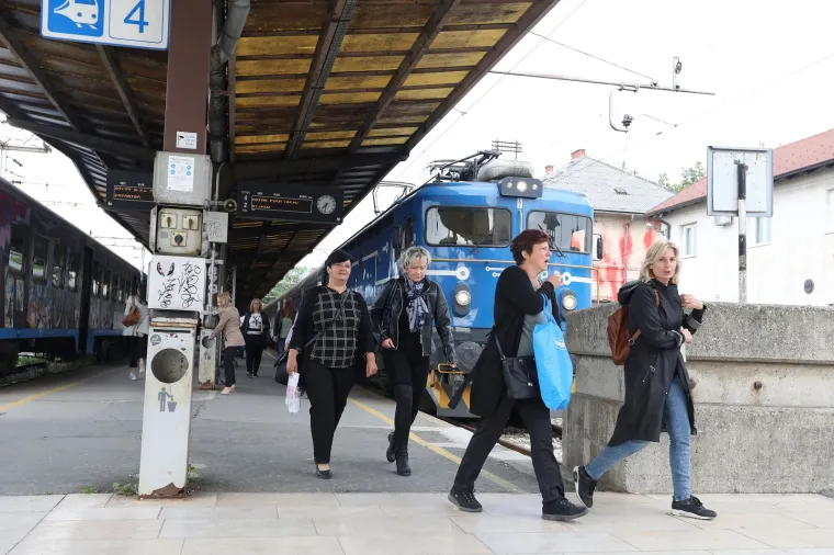 NORMALIZACIJA ŽELJEZNIČKOG PROMETA: Na zagrebačkom Glavnom kolodvoru nema većih gužvi