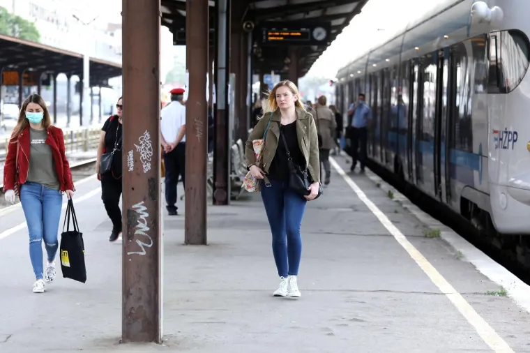 NORMALIZACIJA ŽELJEZNIČKOG PROMETA: Na zagrebačkom Glavnom kolodvoru nema većih gužvi