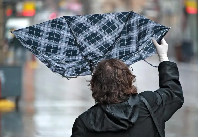 Terase kafića ponovno zjape prazne: Zbog ki&scaron;e i hladnoće Hrvati danas neće uživati u omiljenom hobiju