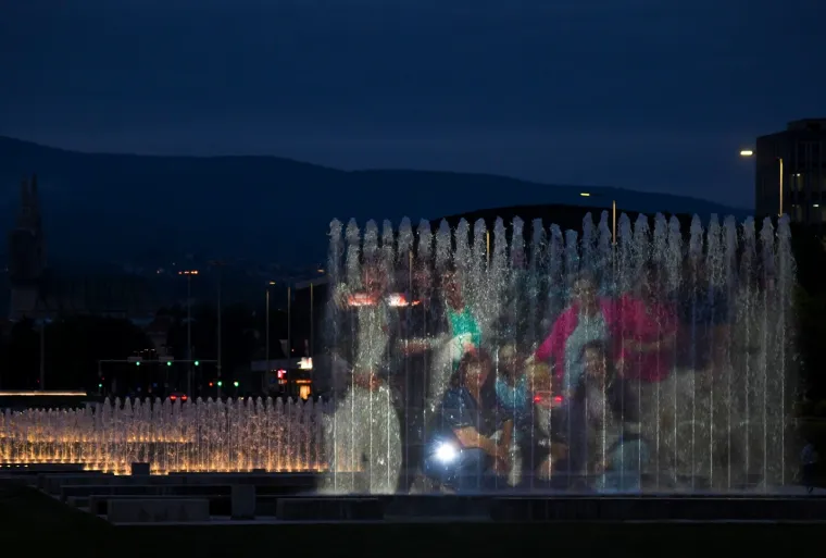Hvala vam na svemu! Zagrebačke fontane zasvijetlile u čast svih medicinskih djelatnika