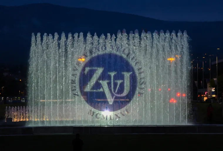 Hvala vam na svemu! Zagrebačke fontane zasvijetlile u čast svih medicinskih djelatnika