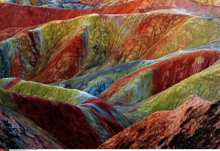 KOLIKO JE NA&Scaron; PLANET ČUDESAN! Zemlja je možda poznata kao plavi planet, ali samo iz svemira. Pogledajte ove divote!