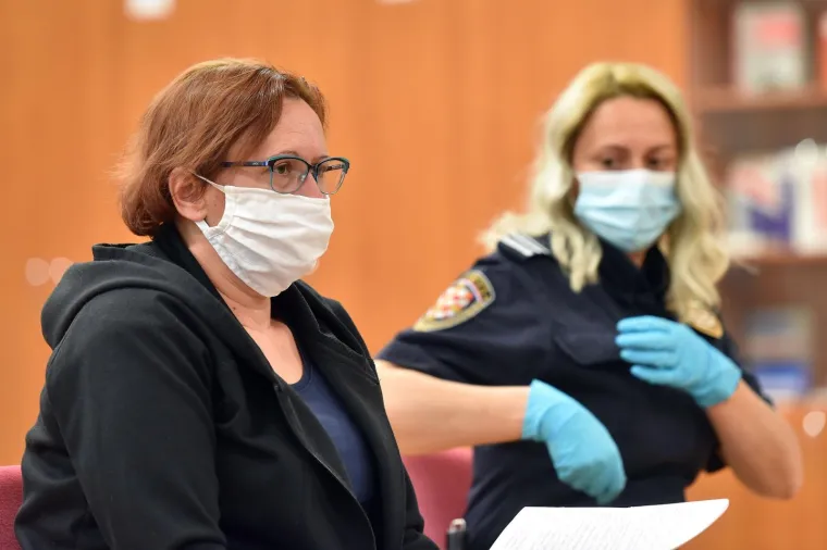 Suđenje pod maskama: Smiljana je optužena da je ubila sestru i sakrila je u &scaron;krinju