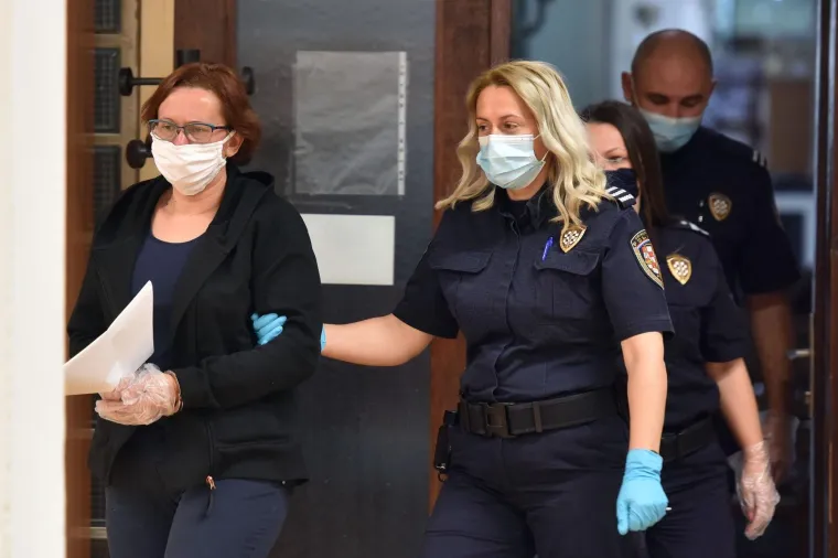 Suđenje pod maskama: Smiljana je optužena da je ubila sestru i sakrila je u &scaron;krinju