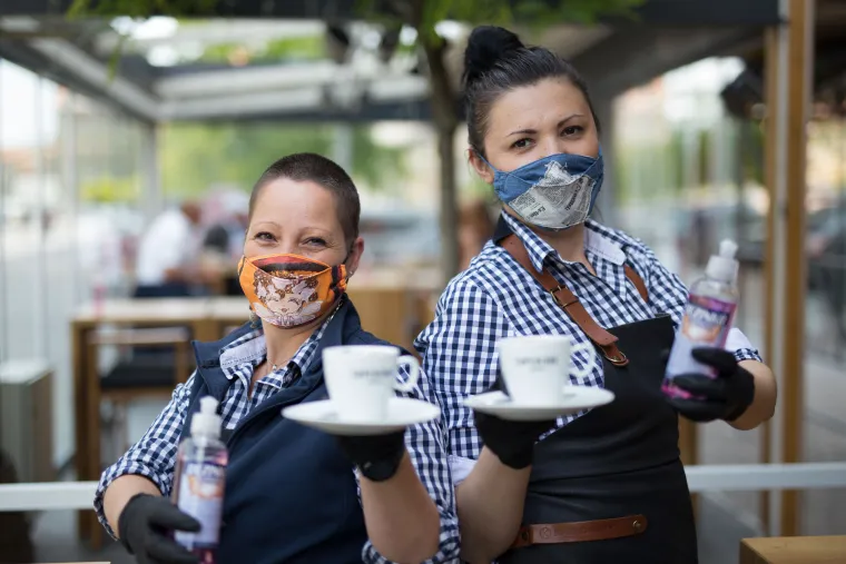 Zagrebački ugostitelji ponovno otvorili svoja vrata