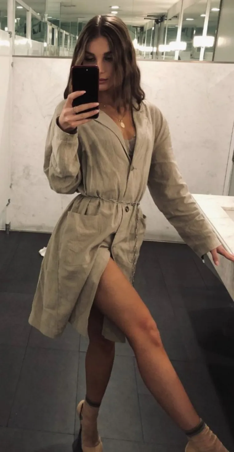 ZNAMO DA NISU VAMPIRICE: Ali zbog njihovih oblina, krv će sigurno uzavrijeti, pogledajte samo ove djevojke