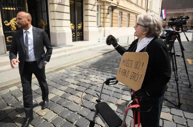 Najstarija zagrebačka aktivistica obračunala se sa Culejom: 'Borili ste se vi za svoju guz*** smrdljivu'