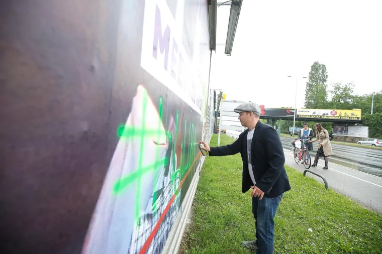 Juričan ispisao ljubavne poruke Bandiću tako da ih svi vide! Pozvao građane da učine isto