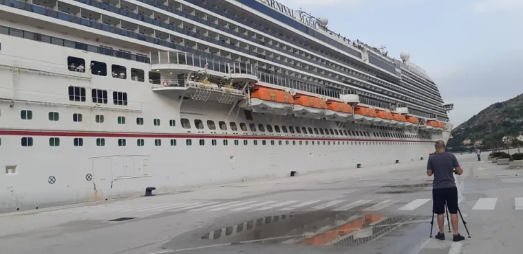 U Dubrovnik uplovio kruzer s vi&scaron;e od 750 pomoraca: 'Uvjereni smo da nema zaraženih'