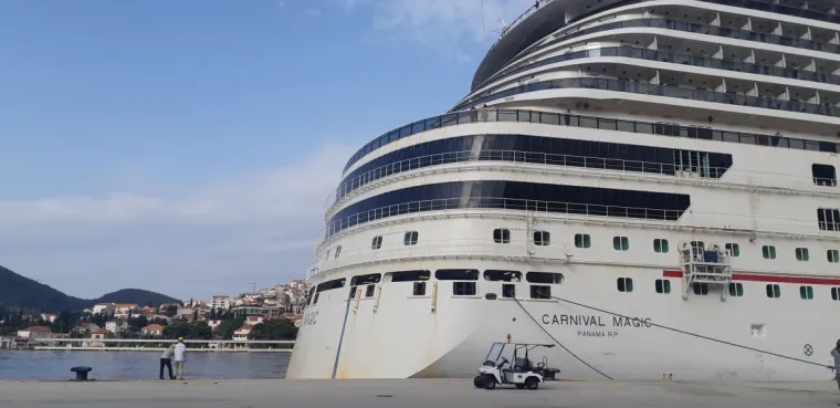 U Dubrovnik uplovio kruzer s vi&scaron;e od 750 pomoraca: 'Uvjereni smo da nema zaraženih'