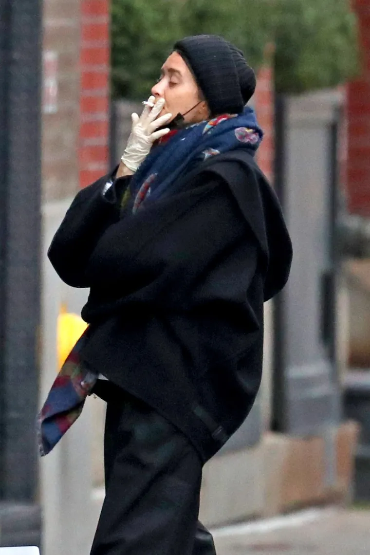 ZAR JE TO STVARNO ONA? Samo će rijetki na ovim fotografijama prepoznati nekoć omiljenu dječju zvijezdu