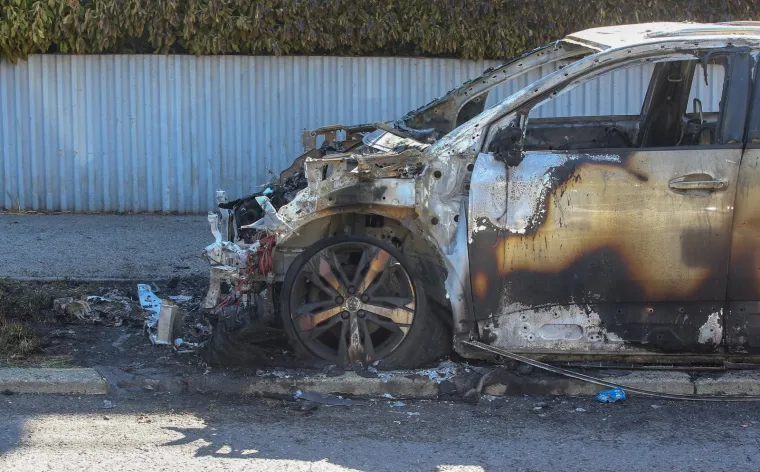 POŽAR AUTOMOBILA NA SREBRNJAKU: Intervencija vatrogasaca u rano jutro