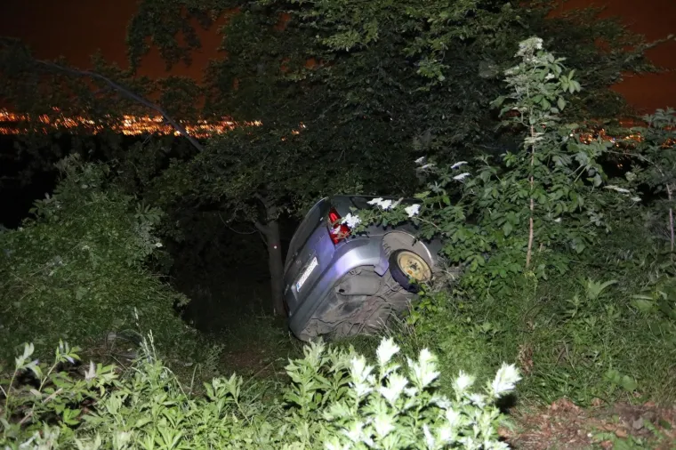 Automobil sletio s ceste na Sljemenu, putnicima ni traga