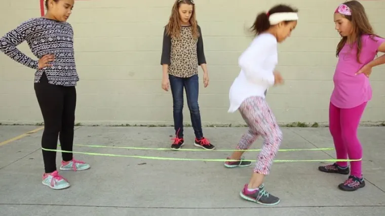 Bilo nam je bolje kad smo bili klinci': Opet vas vraćamo u bezbrižnije dane