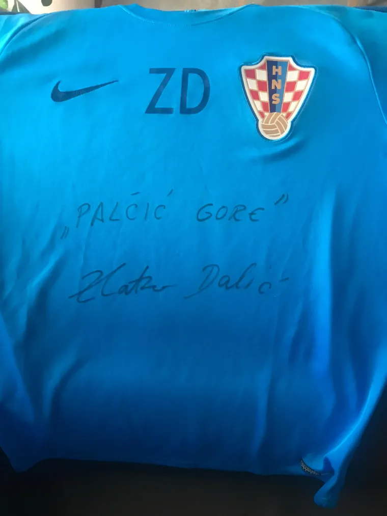 Pomozite palčićima i osvojite kacigu u kojoj je Janica osvajala medalje na Olimpijskim igrama