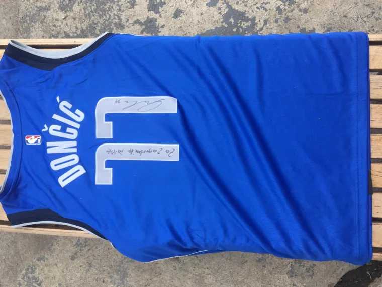 Pomozite palčićima i osvojite kacigu u kojoj je Janica osvajala medalje na Olimpijskim igrama