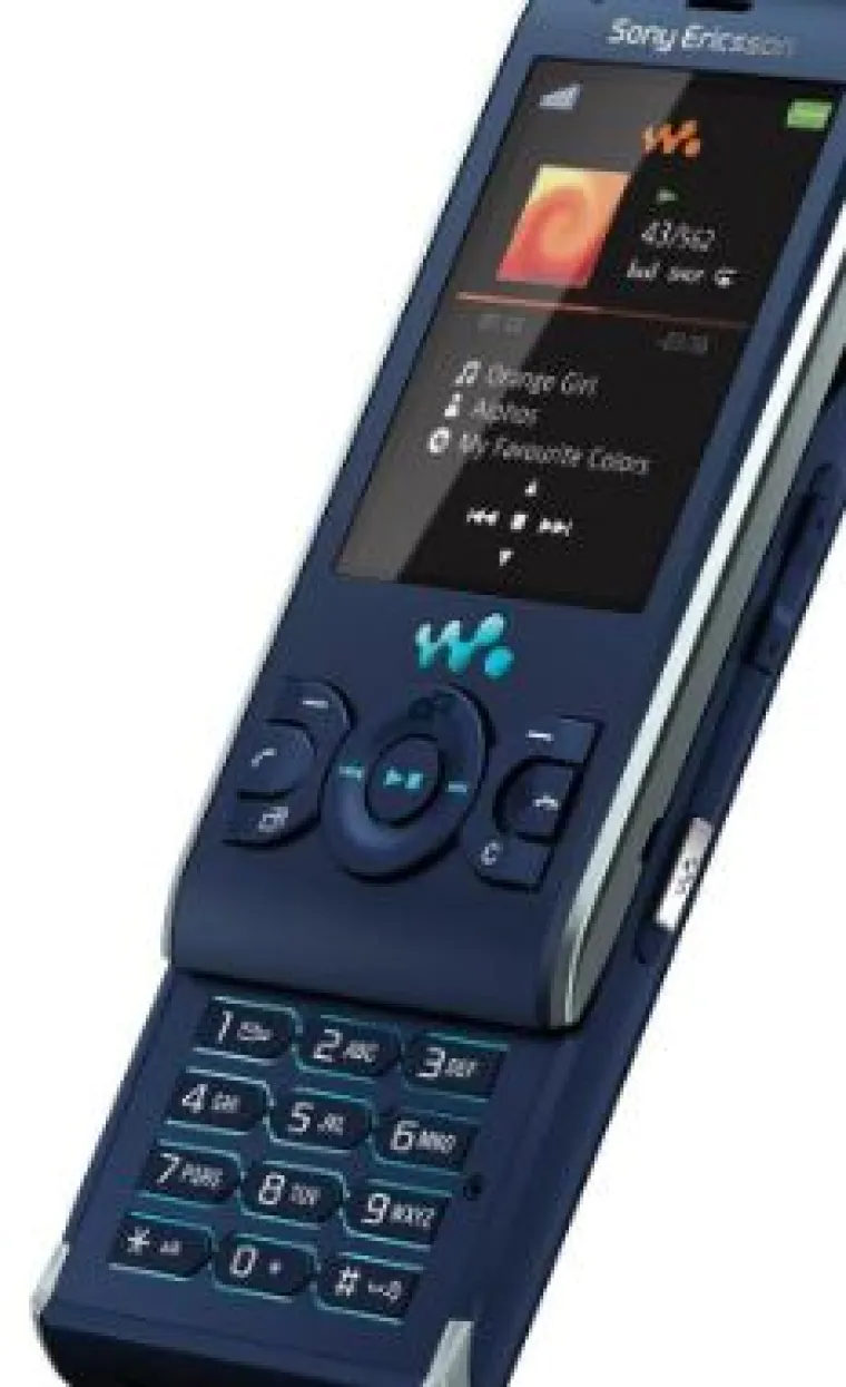 Budimo nostalgiju, ali ovaj put MOBITELIMA: Od Siemensa, do one klizne Nokie...