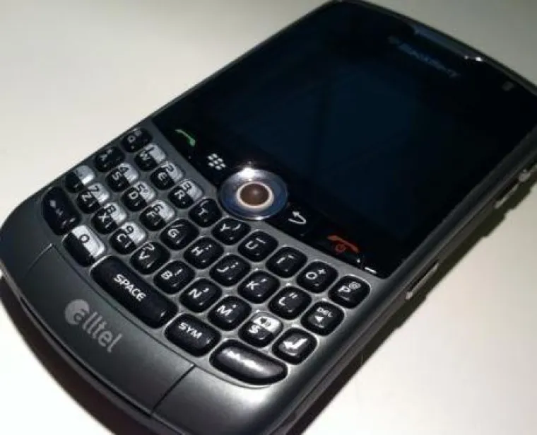 Budimo nostalgiju, ali ovaj put MOBITELIMA: Od Siemensa, do one klizne Nokie...