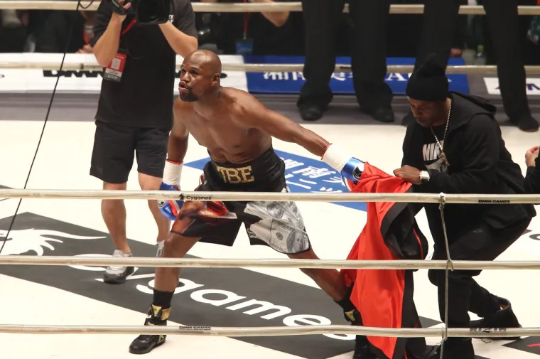 Floyd Mayweather, 915 milijuna dolara