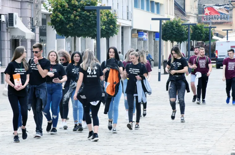 Alkohol i bakljada! Ovako su maturanti &scaron;irom Hrvatske proslavili svoj zadnji dan &scaron;kole