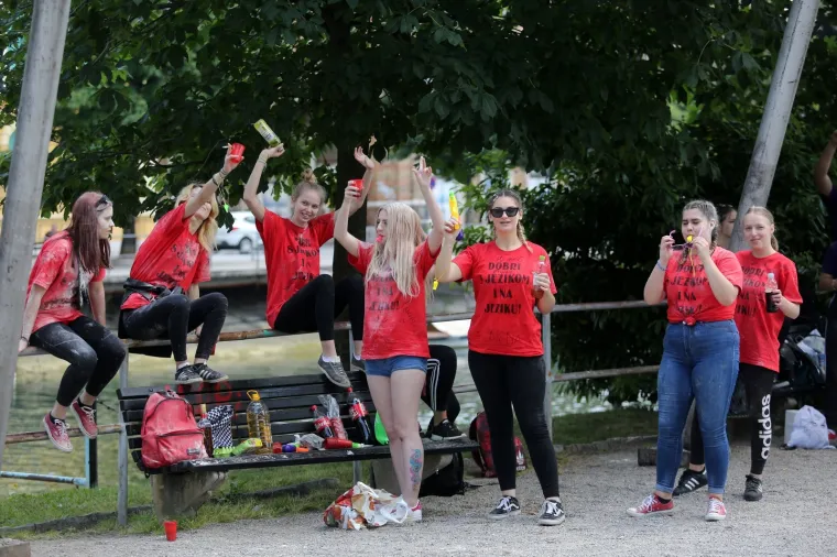 Alkohol i bakljada! Ovako su maturanti &scaron;irom Hrvatske proslavili svoj zadnji dan &scaron;kole
