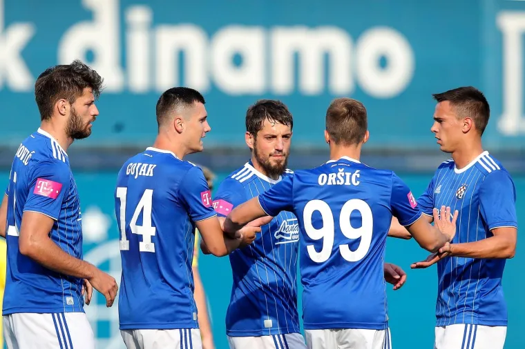 29.05.2020., Stadion Maksimir, Zagreb - Prijateljska utakmica, GNK Dinamo &ndash; NK Inter Zapresic pred praznim tribinama. Arijan Ademi
Photo: Goran Stanzl/PIXSELL