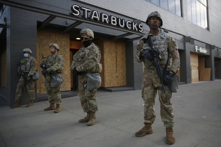 Kaos i nasilje na ulicama diljem SAD-a: Ovakvo ne&scaron;to nije viđeno od ubojstva Martina Luthera Kinga!