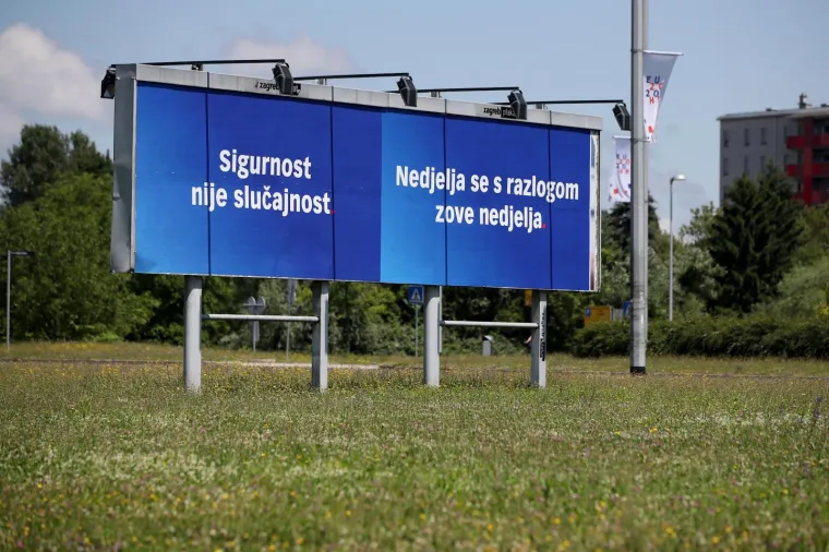 POČELA JE TORTURA PREDIZBORNIM PLAKATIMA: Pogledajte što je sve osvanulo u Zagrebu, ima tu svega