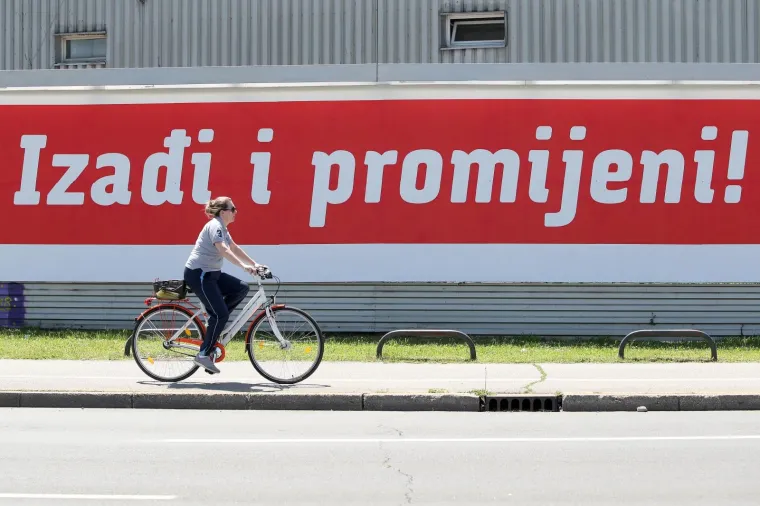 POČELA JE TORTURA PREDIZBORNIM PLAKATIMA: Pogledajte što je sve osvanulo u Zagrebu, ima tu svega