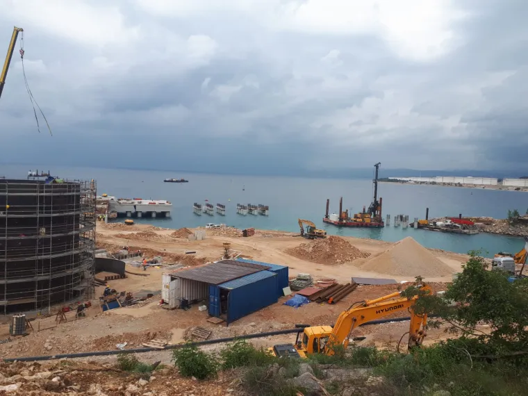 Projekt izgradnje LNG terminala u Omi&scaron;lju napokon pri kraju: Pogledajte kako to sve izgleda
