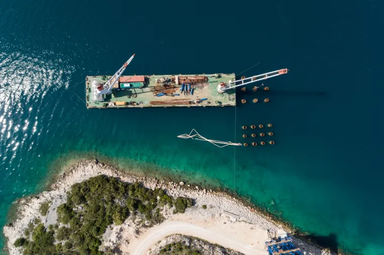 Pelje&scaron;ki most napreduje iz dana u dan: Pogledajte kako to izgleda iz zraka