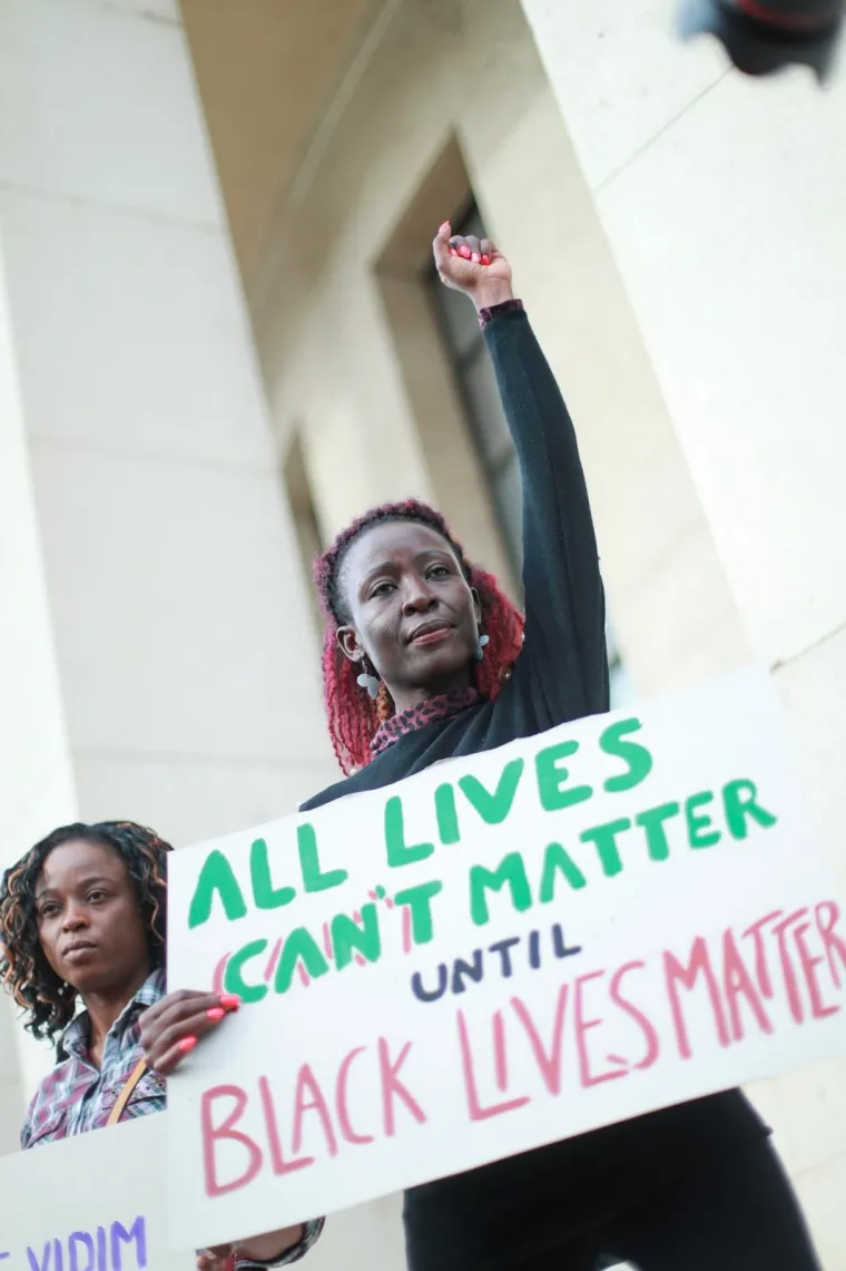 09.06.2020., Zagreb - Inicijativa protiv policijskog nasilja i rasizma organizirala prosvjednu akciju na Trgu zrtava fasizma. Cilj akcije je iskazati solidarnost s pokretom "Black Lives Matter" u SAD-u i tamosnjim prosvjedima protiv policijskog nasilja. Photo: Sanjin Strukic/PIXSELL
