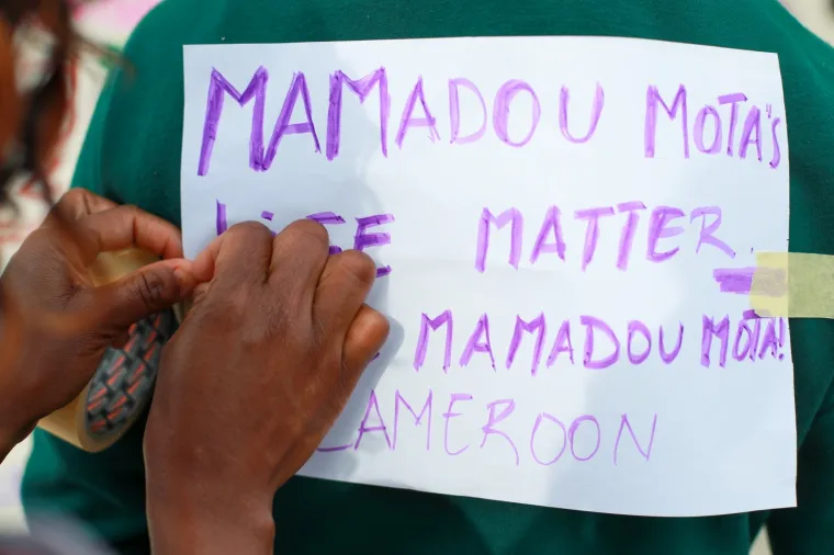 09.06.2020., Zagreb - Inicijativa protiv policijskog nasilja i rasizma organizirala prosvjednu akciju na Trgu zrtava fasizma. Cilj akcije je iskazati solidarnost s pokretom "Black Lives Matter" u SAD-u i tamosnjim prosvjedima protiv policijskog nasilja. Photo: Sanjin Strukic/PIXSELL