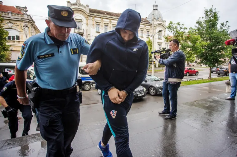 PRIVEDENI OSUMNJIČENI DILERI DROGE IZ OSIJEKA: Određen im je istražni zatvor