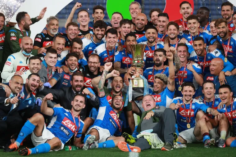 [FOTO] LETI, LETI GENNARO GATTUSO: Pogledajte veliko napuljsko slavlje u Rimu