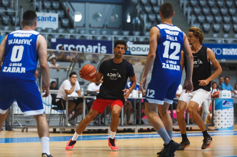 18.06.2020., Zadar - Zvijezde Adria Toura odigrale prijateljsku utakmicu s kosarkasima KK Zadar. Novak Djokovic  Photo: Marko Dimic/PIXSELL