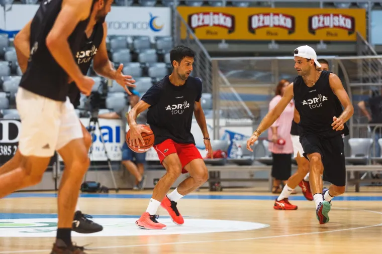 18.06.2020., Zadar - Zvijezde Adria Toura odigrale prijateljsku utakmicu s kosarkasima KK Zadar. Novak Djokovic, Grigor Dimitrov. 
Photo: Marko Dimic/PIXSELL