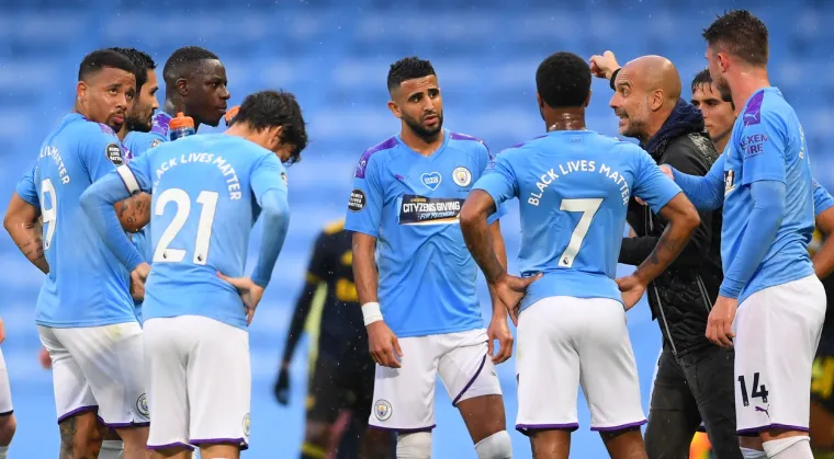 Trener Manchester Cityja Pep Guardiola nakon utakmice je poslao poruku oko te situacije.
&ldquo;Mi kao bijelci bi trebali reći &ndash; oprostite. Sramim se &scaron;to smo im radili zadnjih  400 godina. To nije samo problem u SAD-u zbog onoga &scaron;to se dogodilo gospodinu Floydu. Rasizam je problem svugdje. Možda je prekasno za na&scaron;u generaciju, ali  nadam se da sljedeća može shvatiti da smo svi ljudska bića.&rdquo;
 Foto: Profimedia