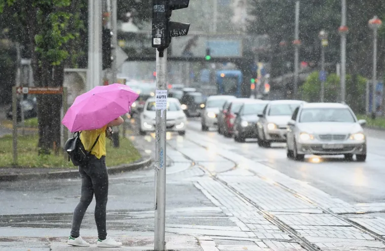 Pogledajte kako je izgledao proljetni pljusak u Zagrebu i Opatiji