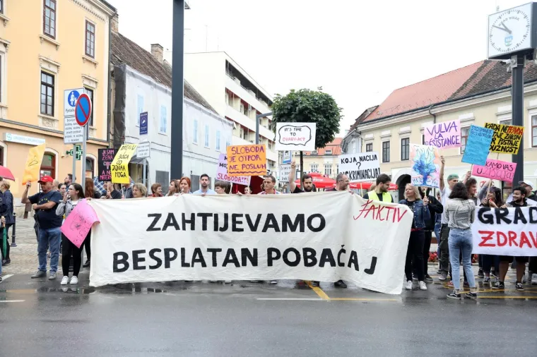 U Sisku održan Hod za slobodu: 'Ovo je grad pobjede zdravog razuma!'