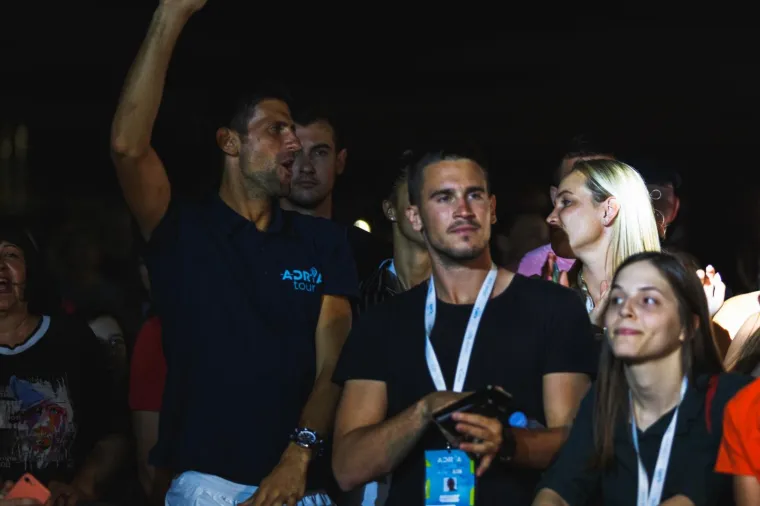 Opustio se Nole i uživao s Donnom.