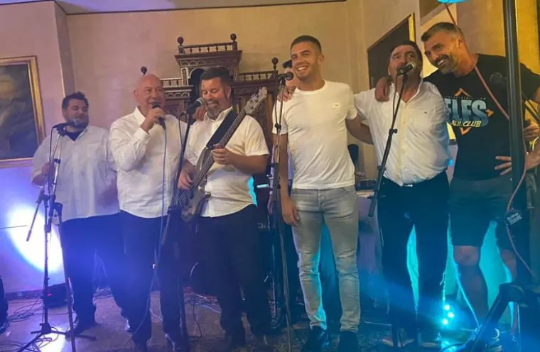 Rekli su: 'Koronavirus može se prenijeti putem teniske loptice'