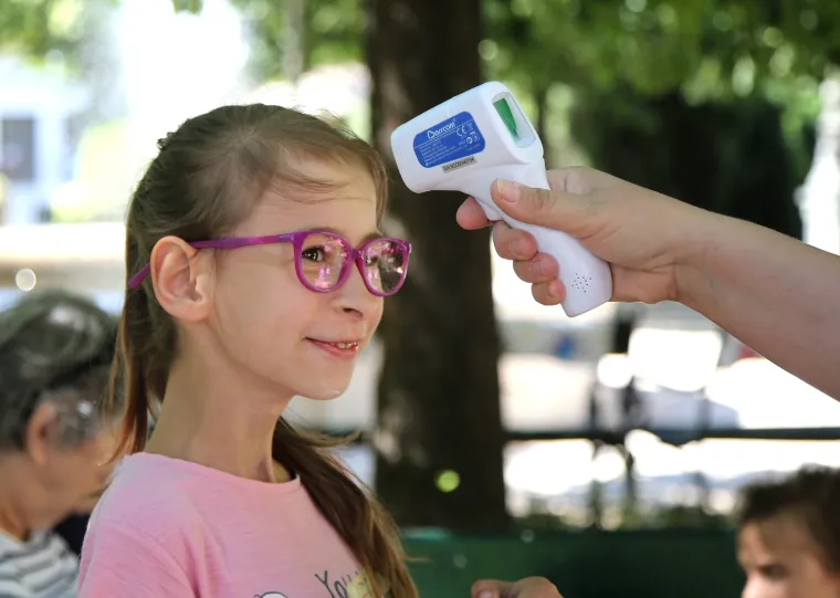 Druženje s terapijskim psom na 60. Međunarodnom dječjem festivalu