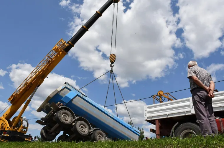 Užas kod Pakraca: Kamionom s vapnom zabio se u obiteljsku kuću u kojoj su bili sin i majka