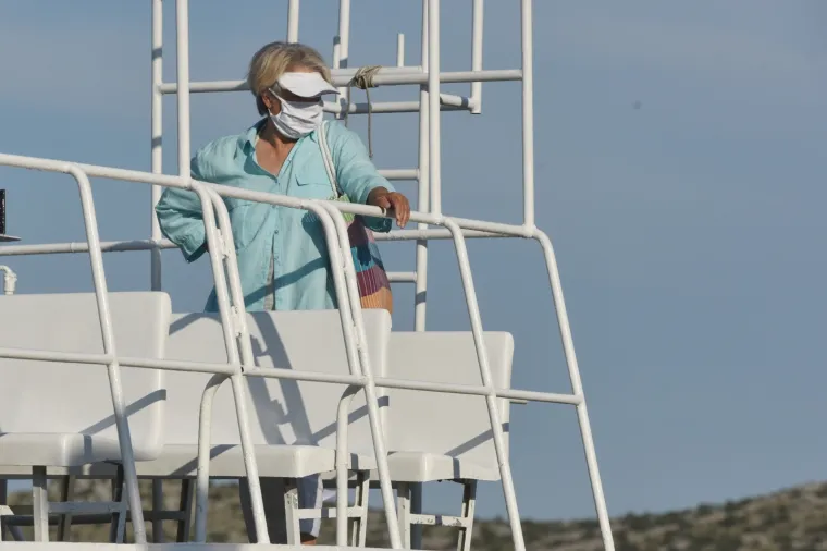 Od ponoći vrijede nova pravila: Građani se pridržavaju mjera obaveznog no&scaron;enja maski