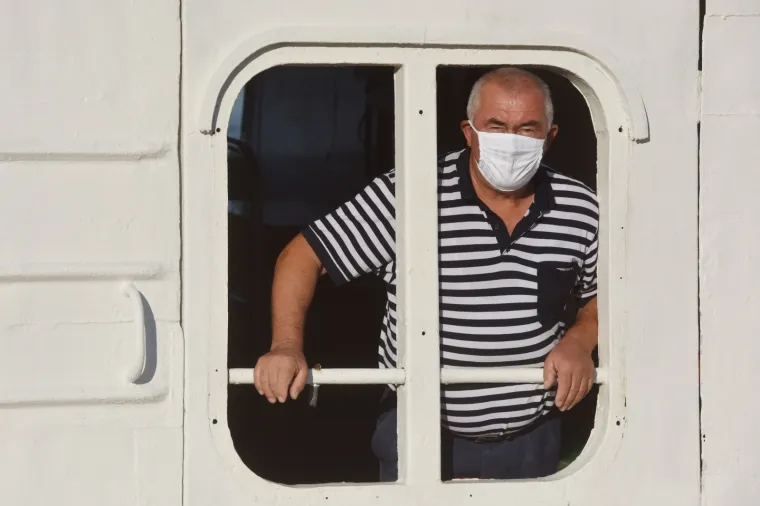 Od ponoći vrijede nova pravila: Građani se pridržavaju mjera obaveznog no&scaron;enja maski