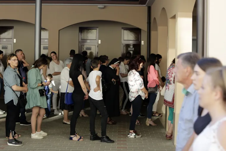 Nema socijalnog distanciranja: U Međugorju se slavila 39. godišnjica Gospinog ukazanja