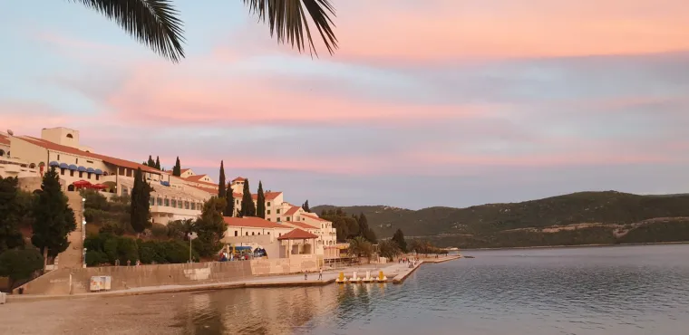 Čini se da kupači ne mare za preporuke epidemiologa